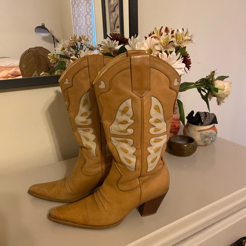 Vintage women’s cowboy boots (butterfly and hearts)